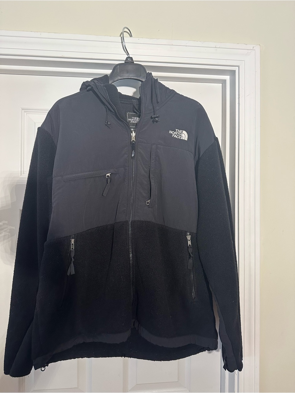 Men’s The North Face black fleece large